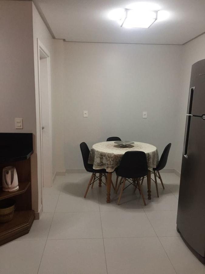 Apto Lindo E Novo No Centro Gramado Extérieur photo